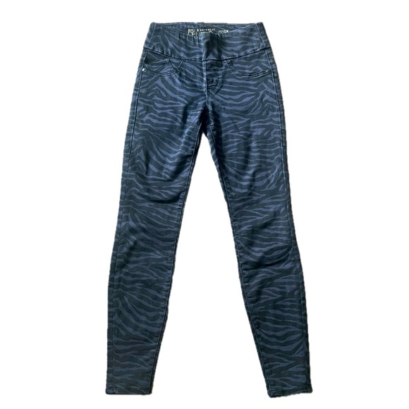 Zebra Print Jeans - Picture 1 of 5